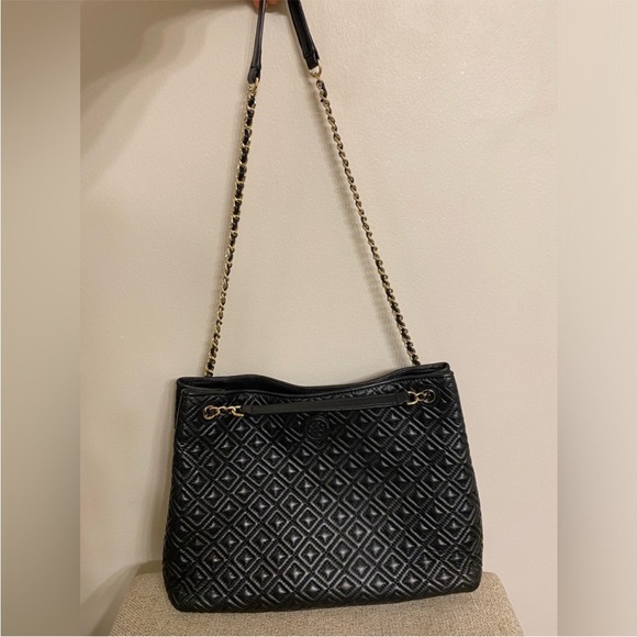 💯Tory Burch Marion Chain Slouchy Tote in Black - Picture 12 of 12
